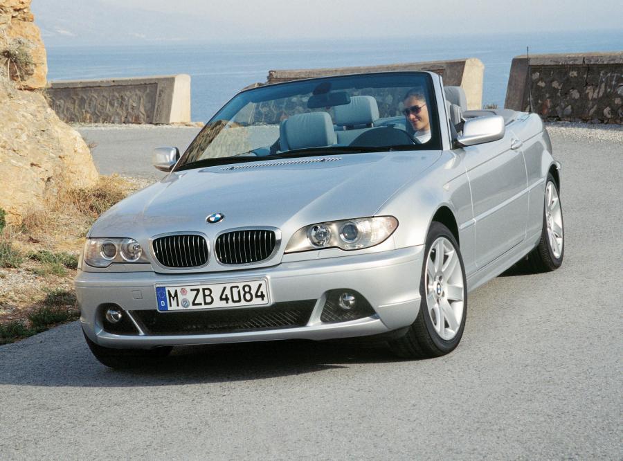  BMW 3-Series Convertible 2003 года  (фото 16 из 17)